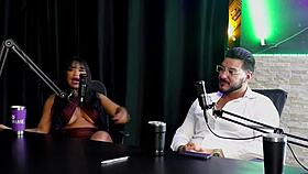 french meets brazilian threesome?