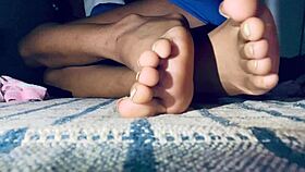 Hey, this Latina amateur shows off sexy toes and ass in homemade fun