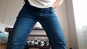 hot secretary masturbates in office