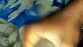 Vecina de culo perfecto se deja follar pequeña vagina joven amigo del padre