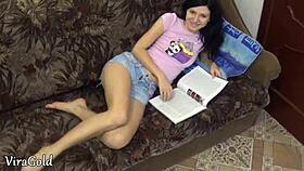 Creampie in slim girl's pussy