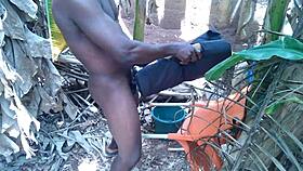 Masturbate trying to cum hard this Easter to show his fans right now