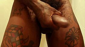 Hallelujah johnson feels intense pleasure masturbating with bbc