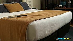 Dame Placer Y Penétrame Bien Delante De Mi Cornudo