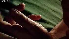 joanna shares her casual experiences in a chat