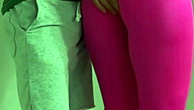 Follando con mi amiga pervertida que llego a casa para correrse encima de mi 😈