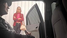 Punheta Arriscada Na Rua Para Estudante Que Estava No Ponto De Ônibus!