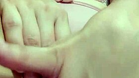 brazilian milf shares every wet pussy rub she fingers 😍💦