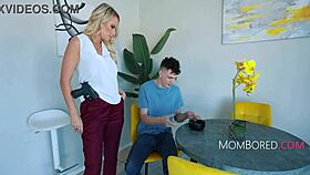 Sadie Rose, the blonde cleaning lady, gets fucked outdoors in public by Josh Rivers