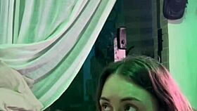 MILF GOT COVERED IN CUM - AMATEUR