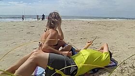 whoa, that stranger milf jerked me off publicly till i came 💦