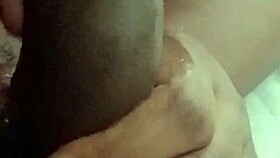 Jill Wettmout demonstrates her close-up technique in detail step by step