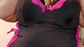 WOW! Big Beautiful Sexy BBW Curves!