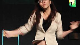 hey love tra my's sexy vietnamese dance moves