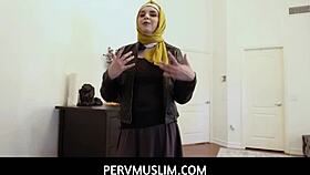 WOW, arab bbw teen leda lotharia craves experience at college party!