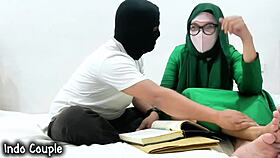 Friends explode online after pounding hot college classmate doggystyle and creampie!