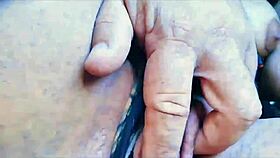 brazilian latina milf flashes big clit pussy in app driver car public outdoor