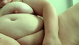 Woman Enjoys Relaxing Early Morning Play Time With Dildos And Toys