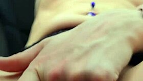 wife thanks helpful stranger after quick car fix