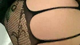 BIG ASS MATURE IN LINGERIE CRAVES YOUR HOT CUMSHOT!