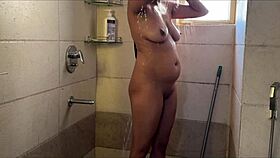 caught teen big ass beauty bathing then doggystyle pussy creampie