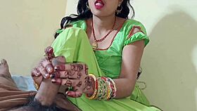 Hey come fuck lalita singh's tight pussy in bedroom closeup