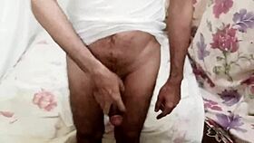 MUSLIM MAID BENT OVER DOGGYSTYLE ANAL POUNDED BIG COCK IN FAT ASS