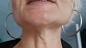 looking for a stranger on my cruise to fuck my pussy hard and fill me up completely who wants to join right now