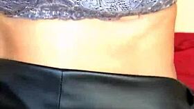 hey ebony milf wanna vibe that pussy till you squirt and pee wet everywhere?