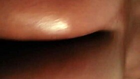 Juicy ebony amateur shakes massive ass in raw close-up POV