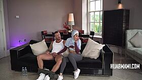 शर्मीली पतली 18+ मुस्लिम मिल्फ बॉडीबिल्डर को काबू करने का शौक