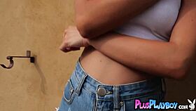 Petite big ass blonde milf exposes her sexy body big tits posing