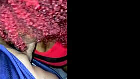 devorando ese culo enorme antes de llenarle la boca de semen