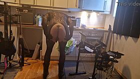 Kit willer spreads ass wide in kitchen for honeys monster cock cum 🍑💦