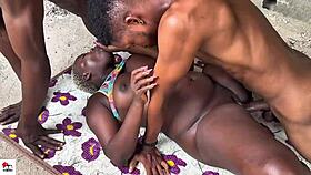 Dark skinned babe's pussy stretched wide in intense bbc threesome