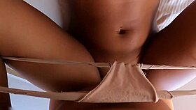 i can't believe these teen feet cumshot moments are so hot ughh