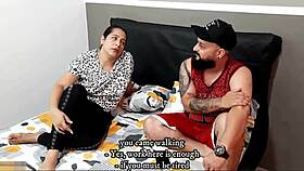 chica con fetiche de pies se excita con masaje de compañero y ruega follada