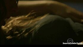 Paolla Oliveira and Maria Fernanda Candido share moments in Felizes Para Sempre S01E05.