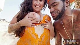 How does busty brunette josie jaxxon deepthroat rome majors' big black cock before banging?